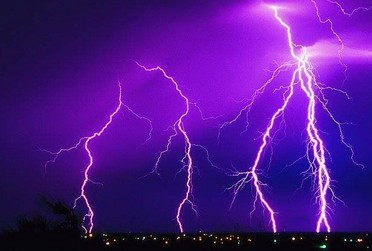 Top 5 Lightning Myths